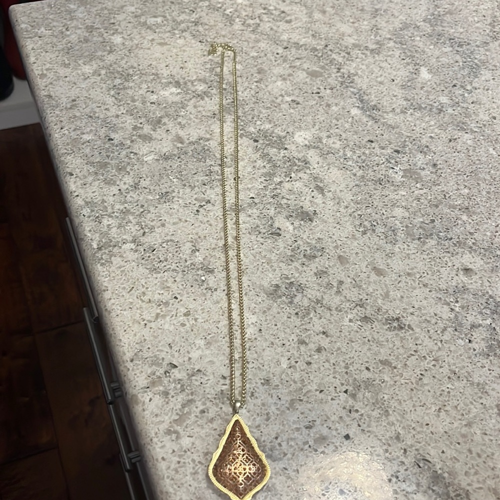 Kendra Scott Necklace